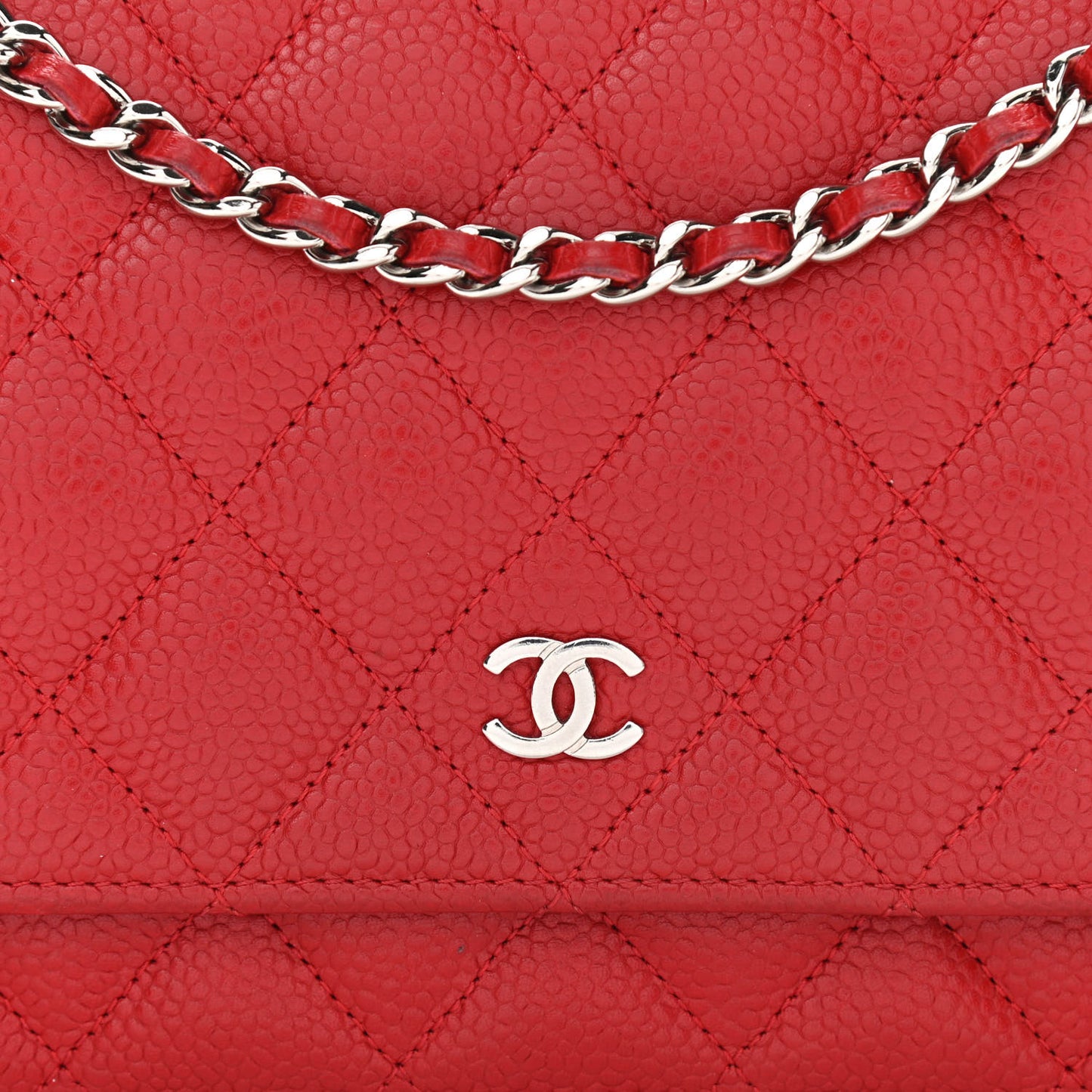 Caviar Quilted Wallet On Chain WOC Red