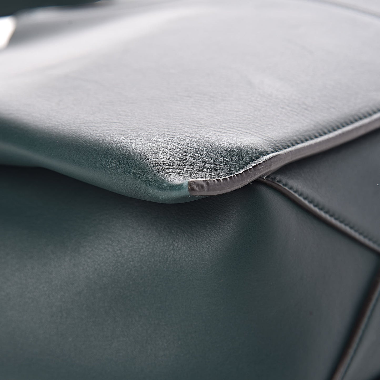 Calfskin Medium Tri-Fold Bag Bottle Green