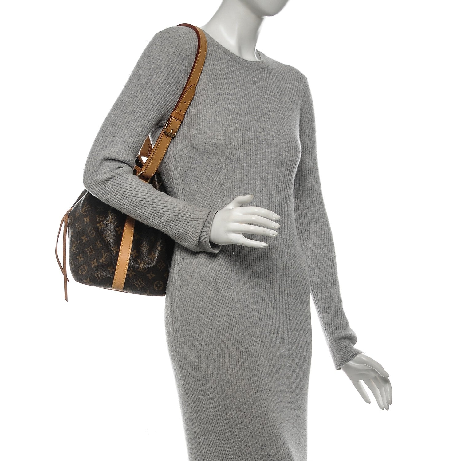 Louis Vuitton Monogram Petit Noe 2 of 7