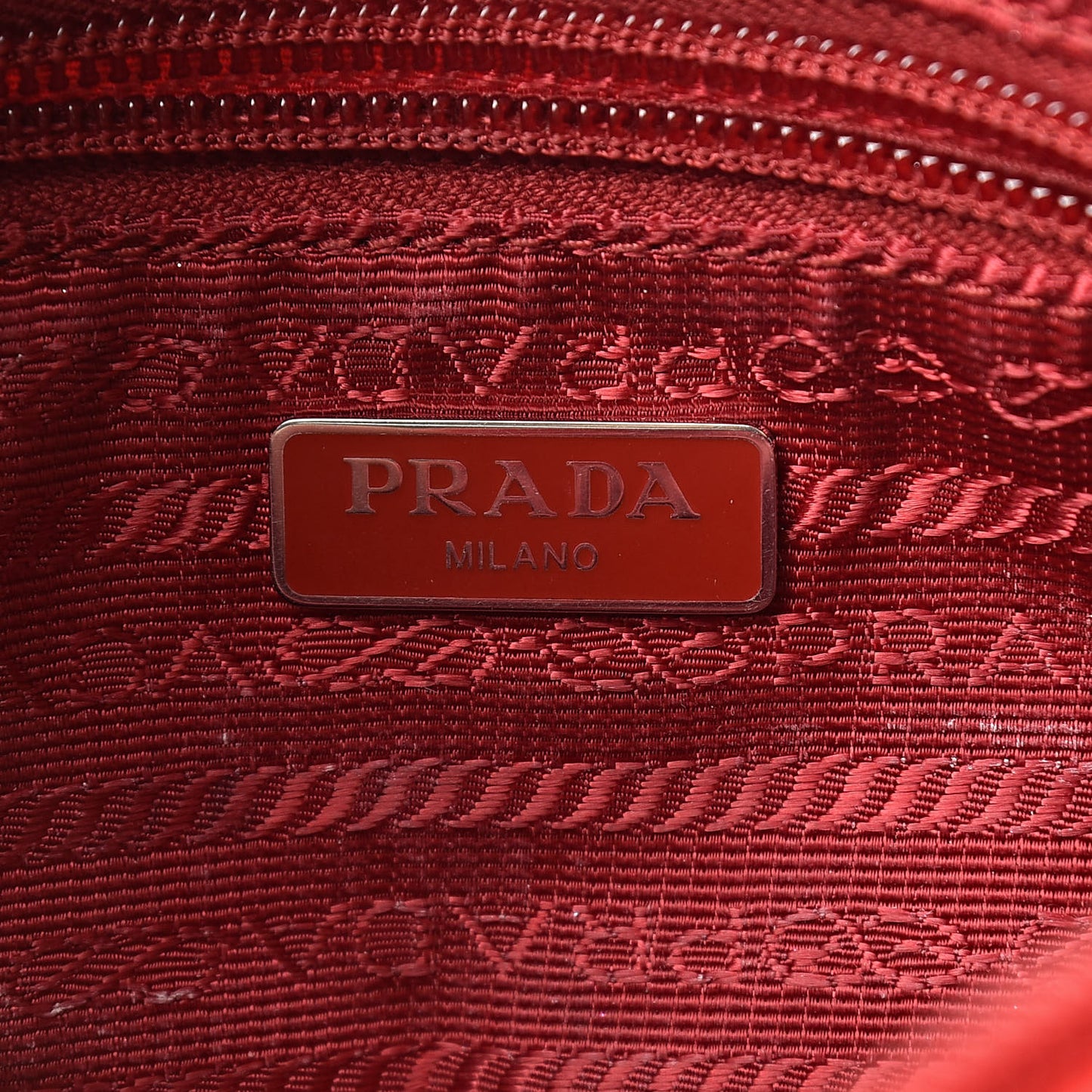 Tessuto Nylon Saffiano Wristlet Rosso