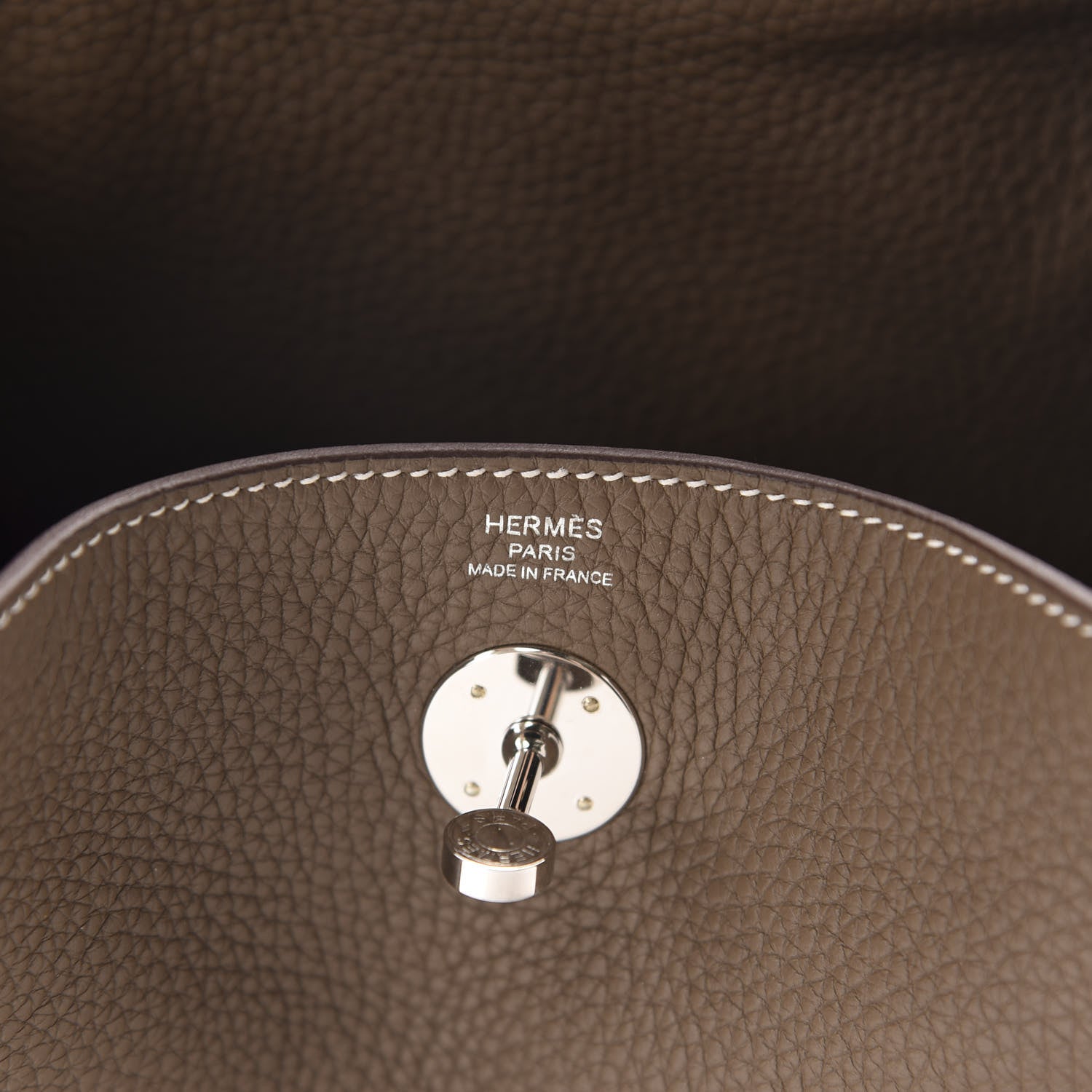 Hermes Taurillon Clemence Lindy 26 Etoupe 8 of 11