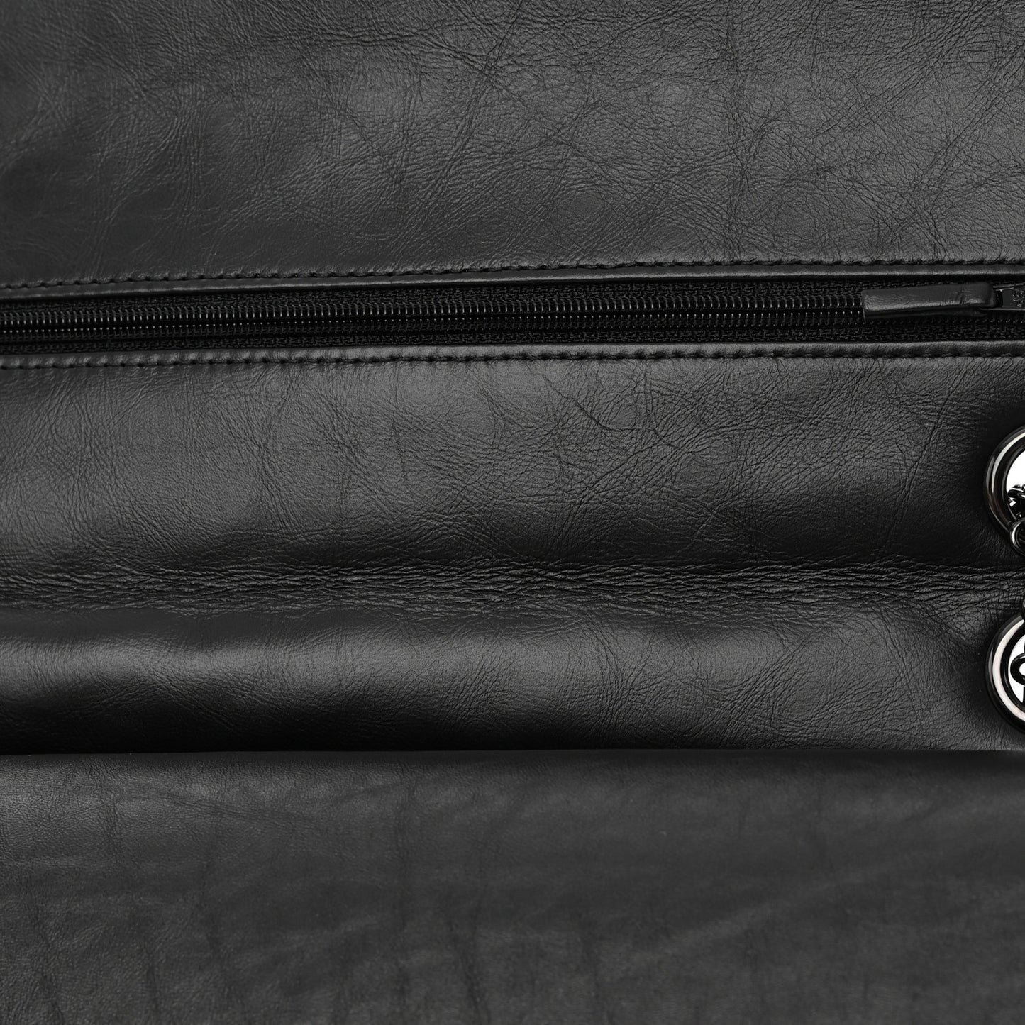 Aged Calfskin Chevron Quilted 2.55 Reissue 226 So Black