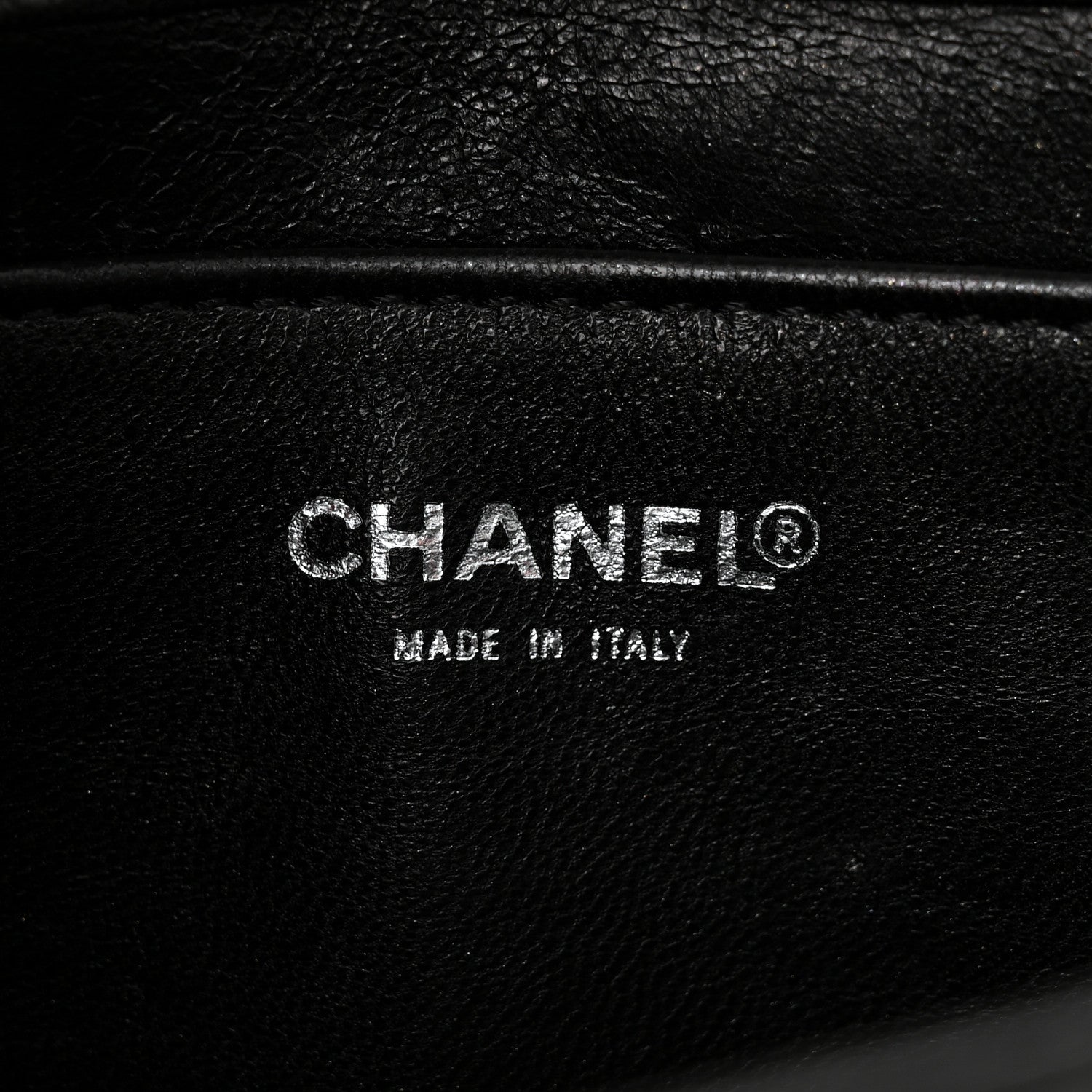 Chanel Patent Just a Drop of N°5 Comic Coco Clutch 6 of 12