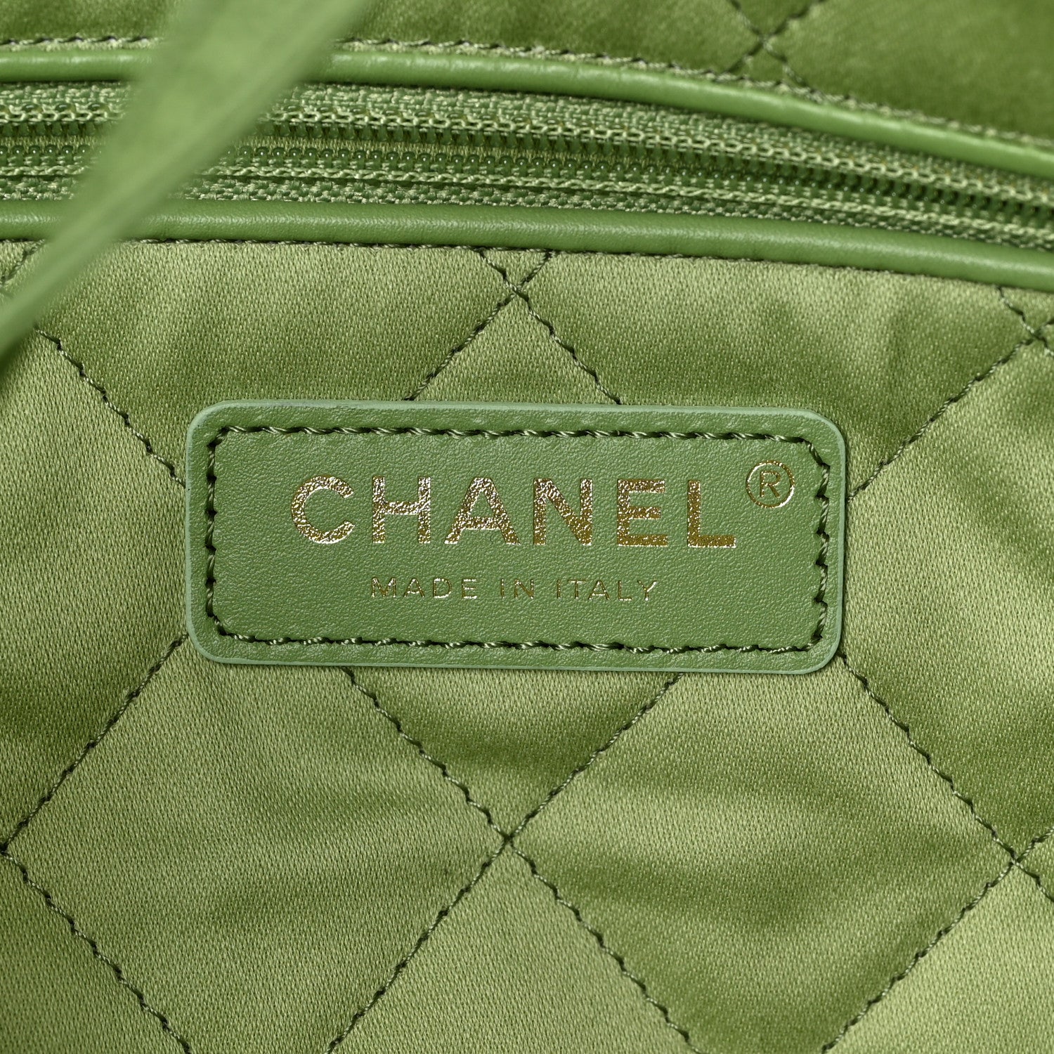 Chanel Shiny Caviar Quilted Chanel 22 Green 6 of 9