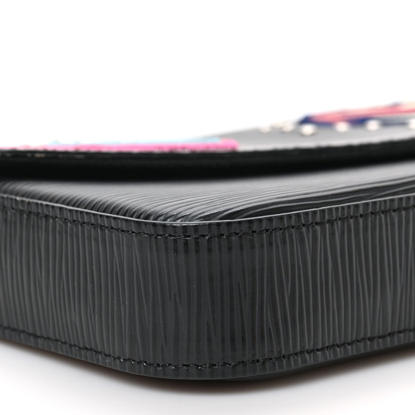 Epi LV Stories Pochette Felicie Black