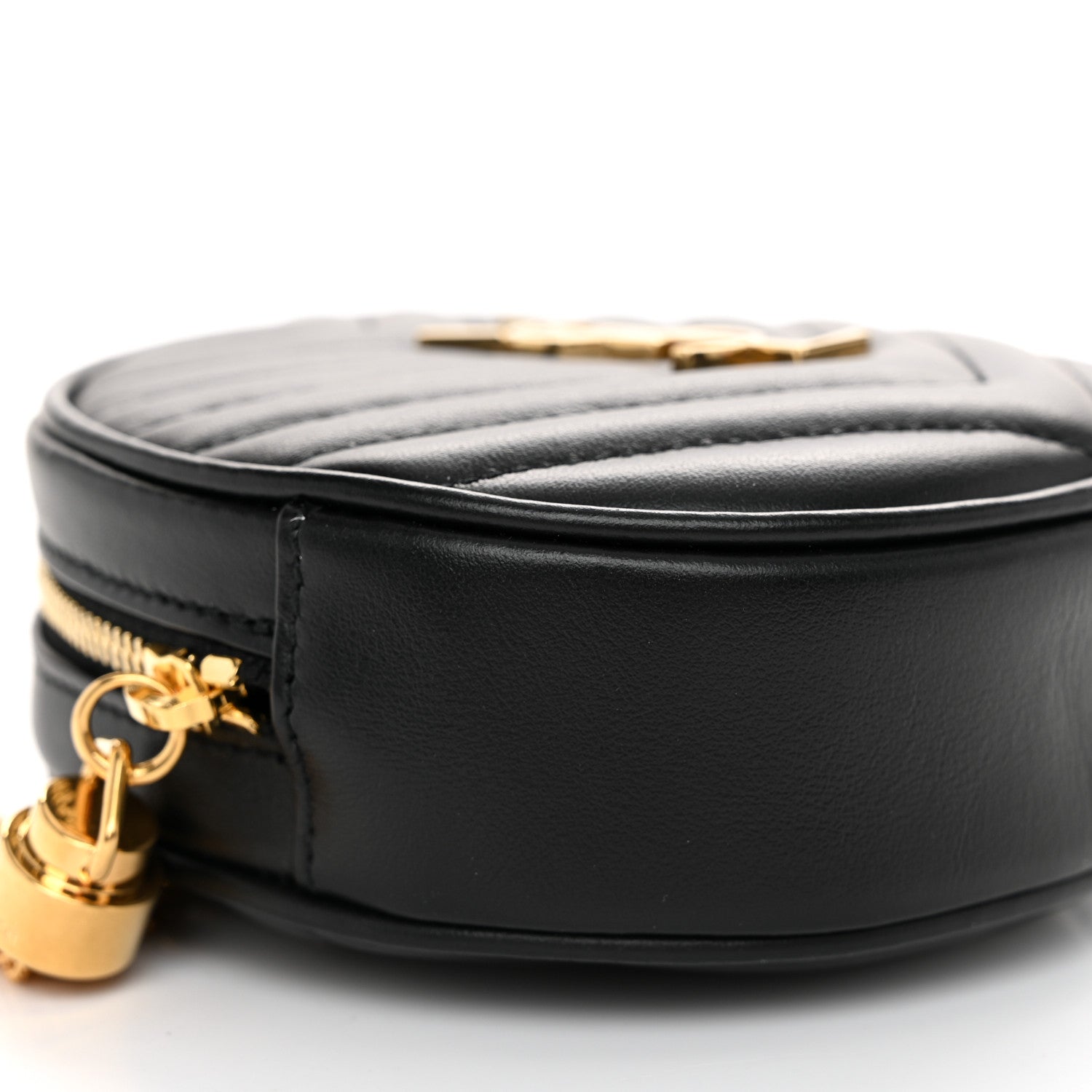 Saint Laurent Calfskin Matelasse Chevron Quilted Baby Round Vinyle Belt Bag Black 9 of 10