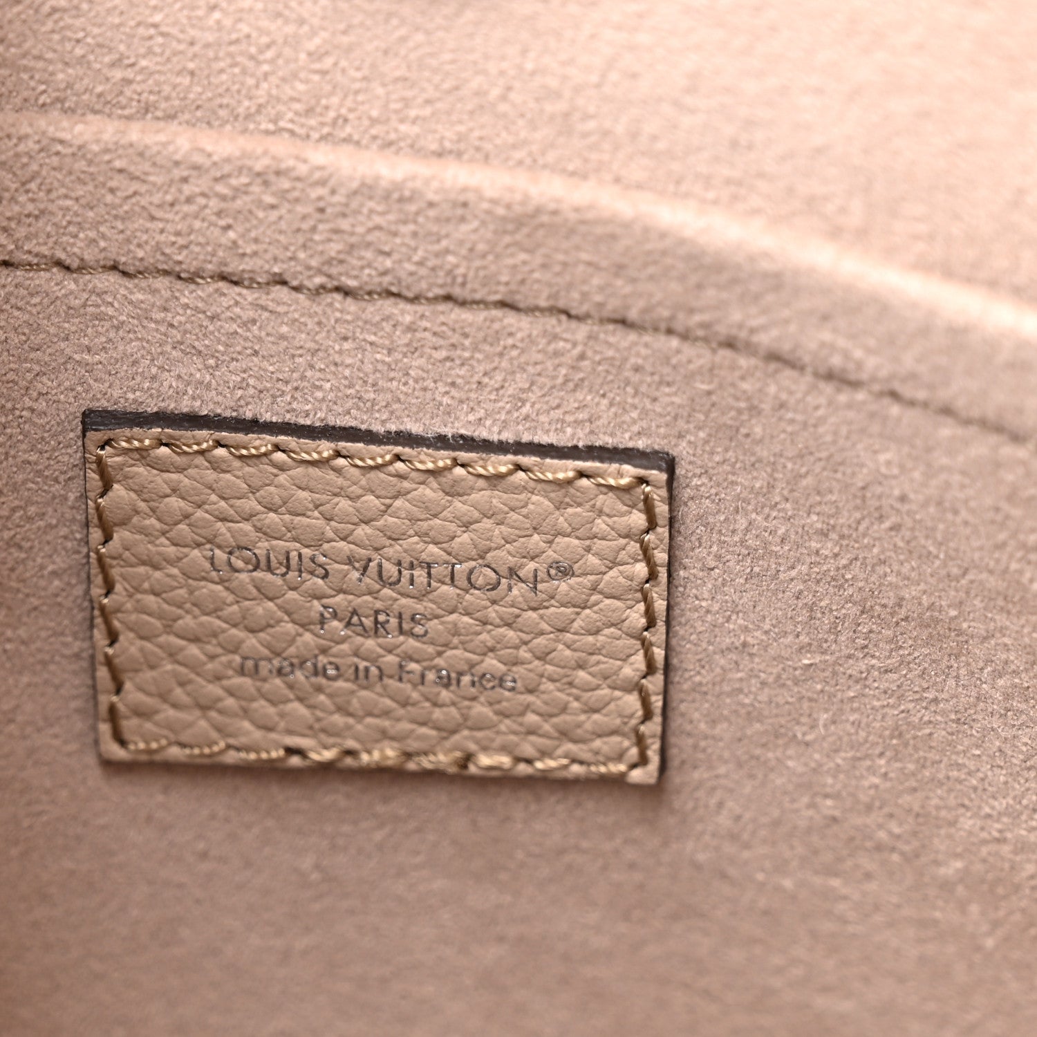 Louis Vuitton Mahina All Around PM Galet 6 of 9