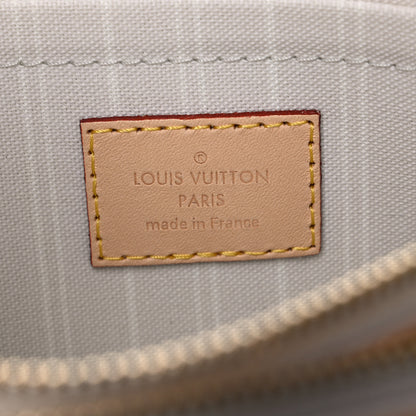 Louis Vuitton Monogram Giant By The Pool Multi Pochette Accessories Brume 8 of 14