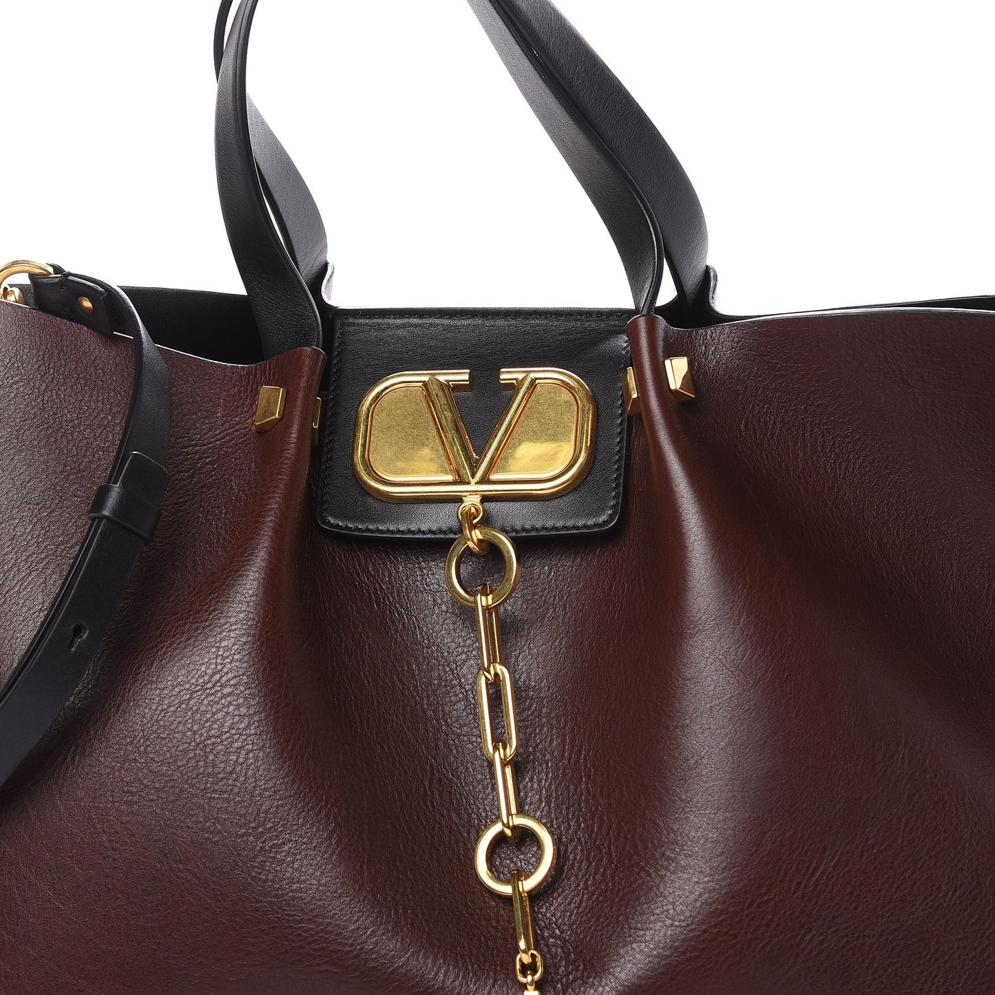 Grainy Calfskin Medium VLogo Escape Shopper Rubin
