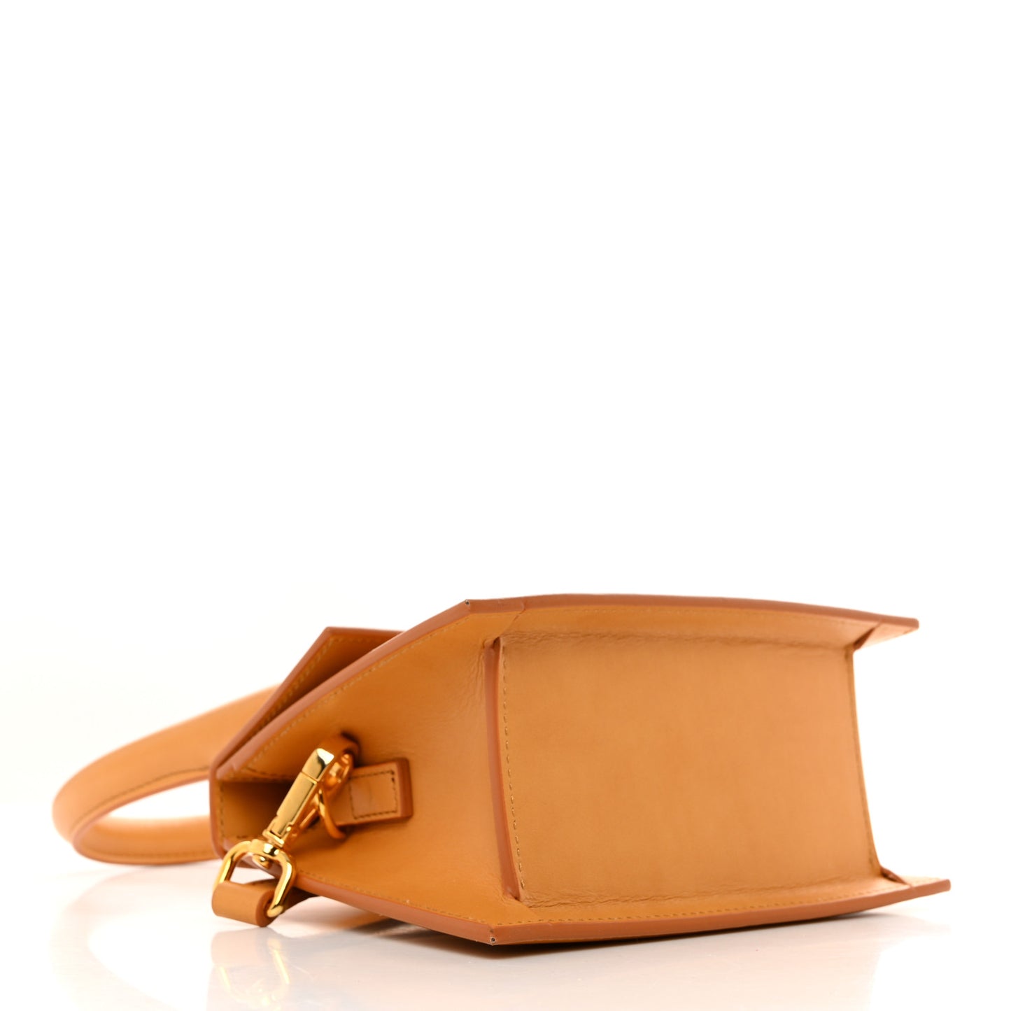 Smooth Calfskin Le Chiquito Moyen Beige