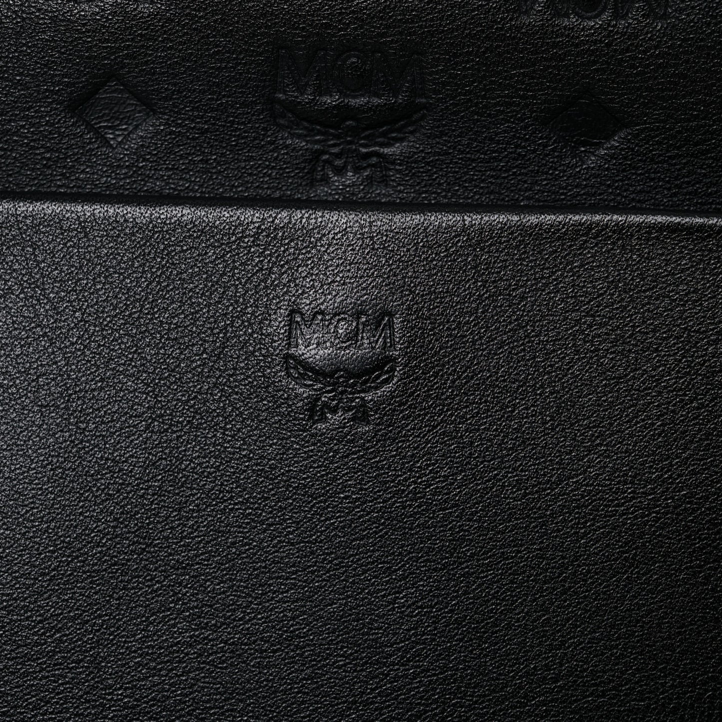 Calfskin Ottomar Large Klara Hobo Black