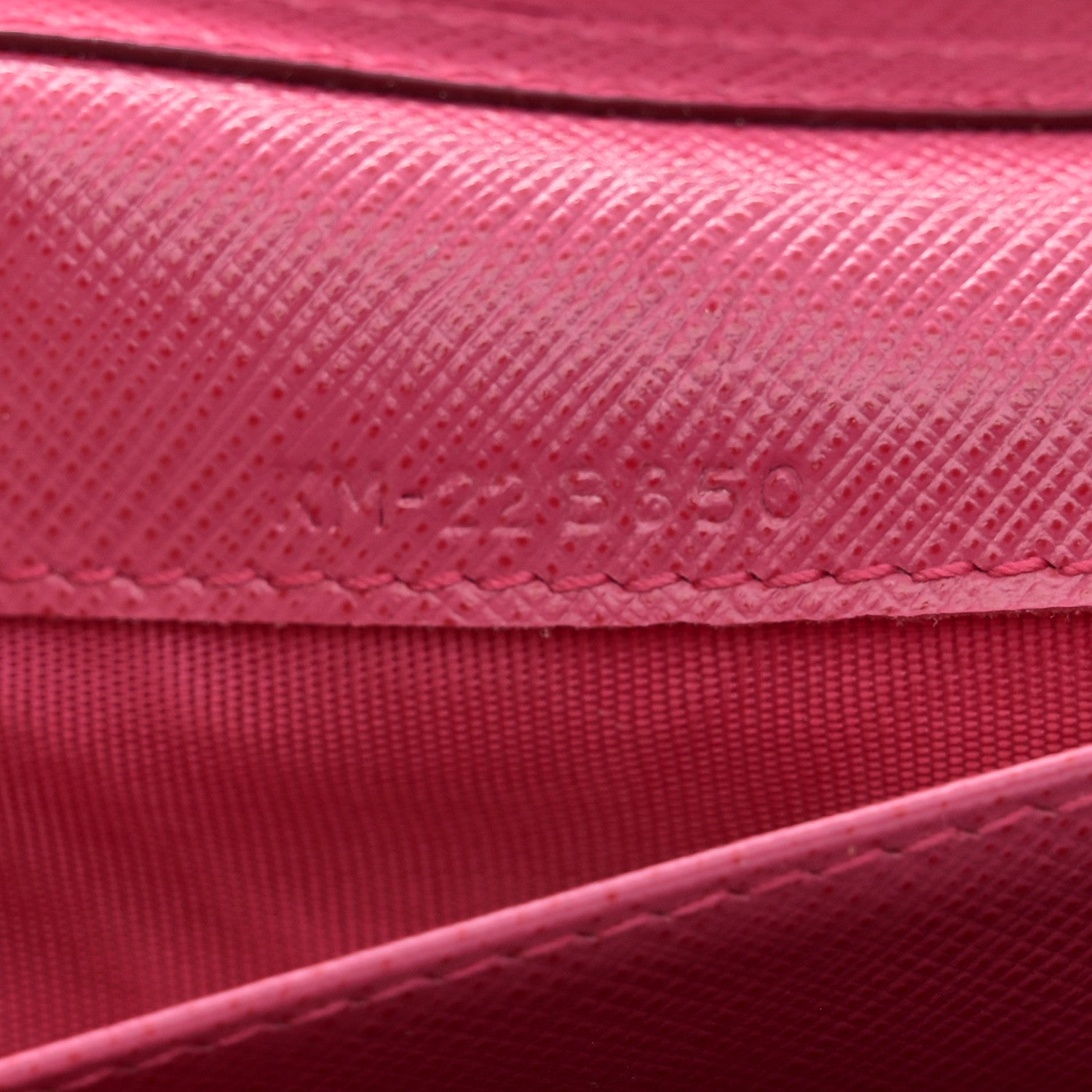 Salvatore Ferragamo Hammered Calfskin Vara Bow Chain Wallet Pink 8 of 11