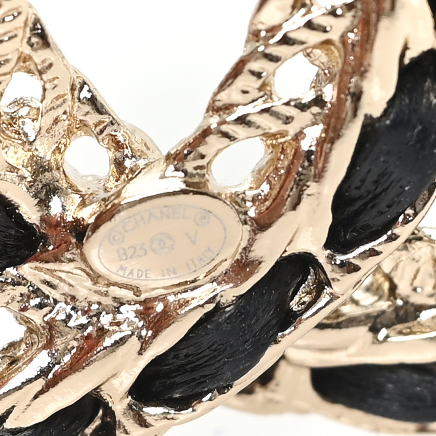 Chanel Lambskin Chain CC Brooch Black Gold 3 of 4