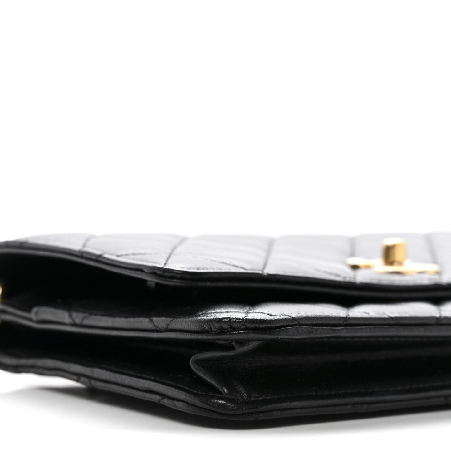 Lambskin Quilted CC Pearl Crush Wallet on Chain WOC Black