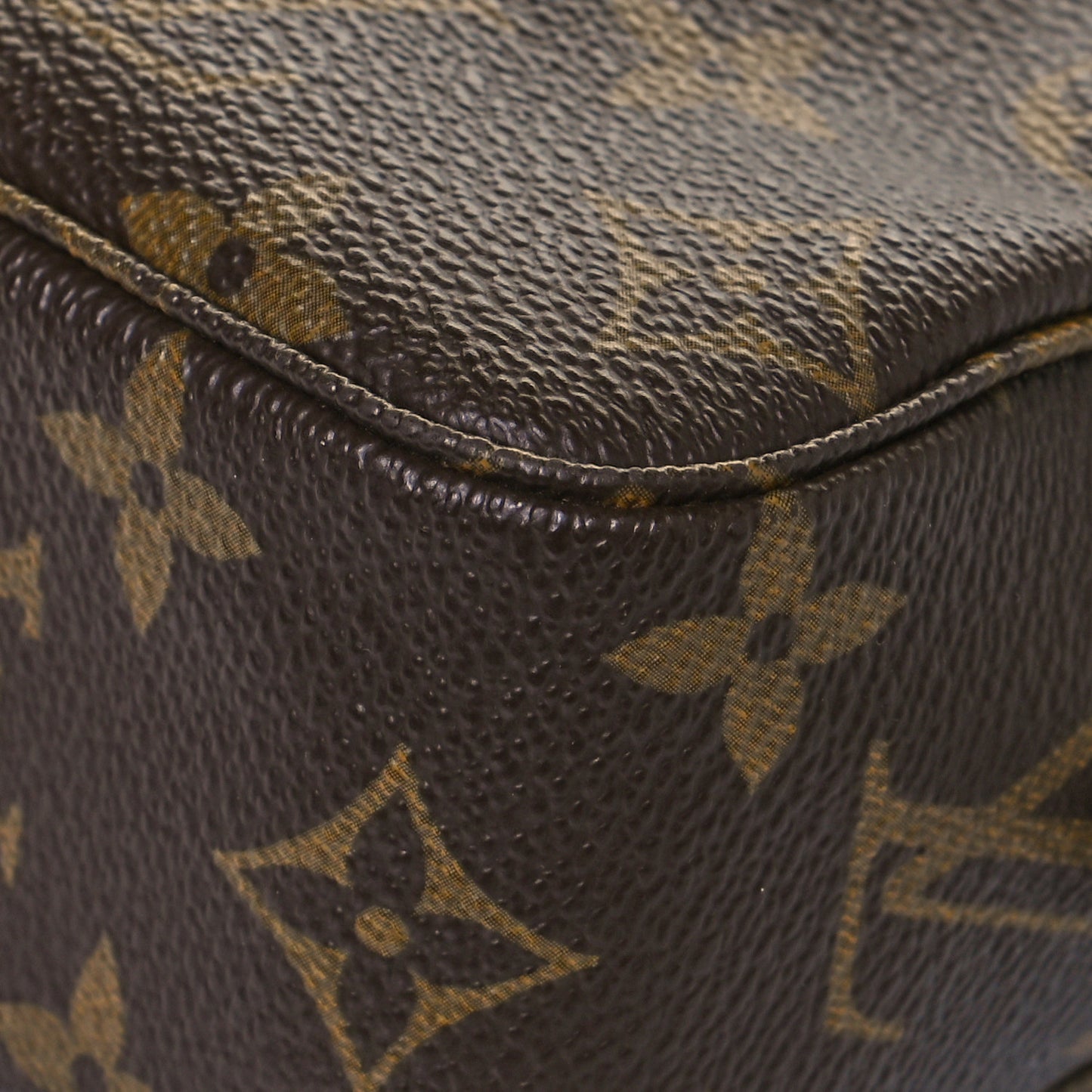 Monogram Trousse Toilette 19