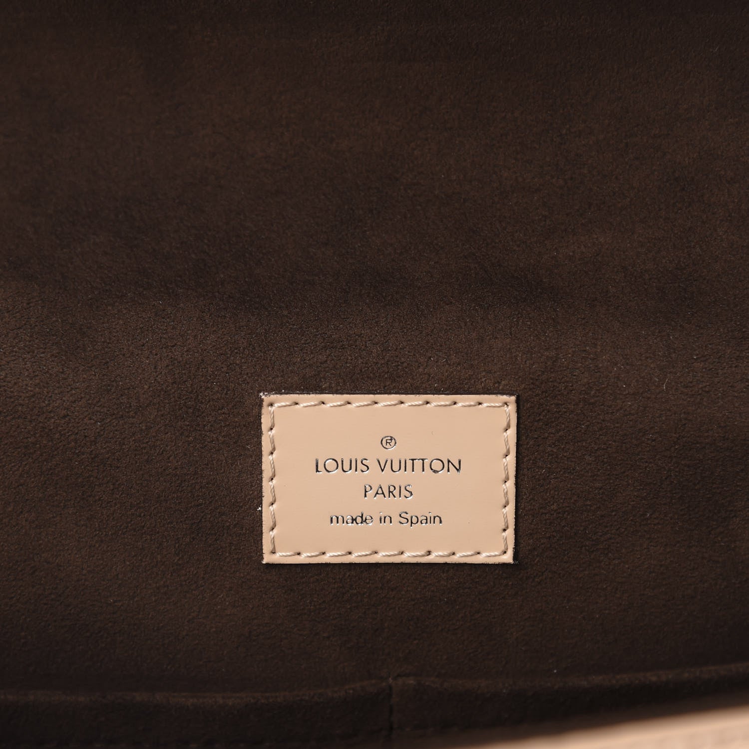 Louis Vuitton Epi Cluny MM Dune 8 of 10