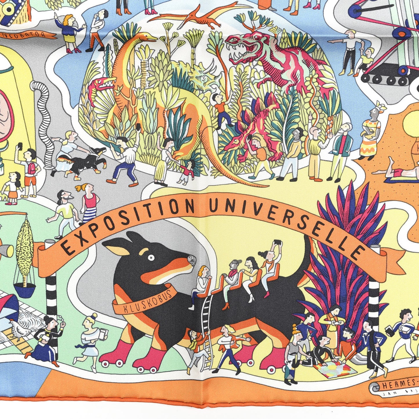 Silk Exposition Universelle Scarf 90 Orange Jaune Multi