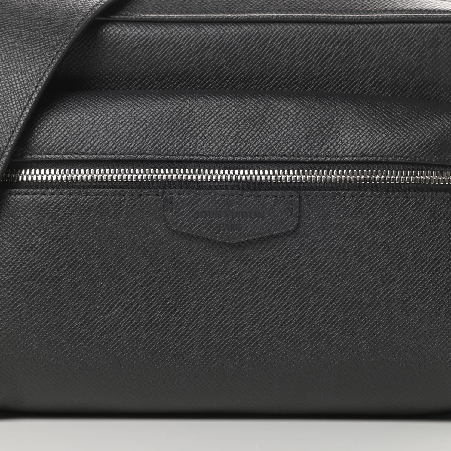 Louis Vuitton Taiga Outdoor Messenger PM Black 8 of 13