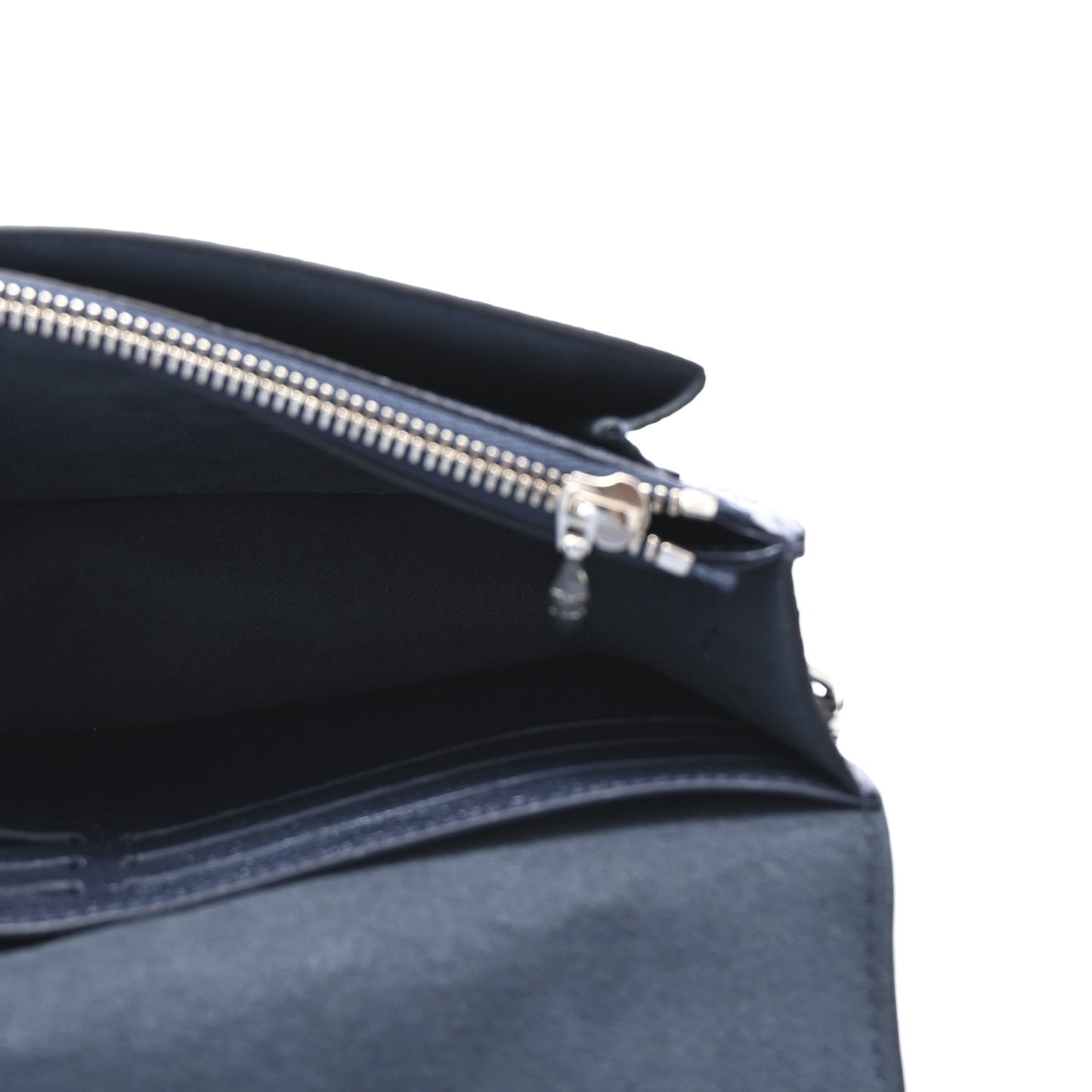 Metalli Empreinte Monogram Vavin Chain Wallet Navy Nacre