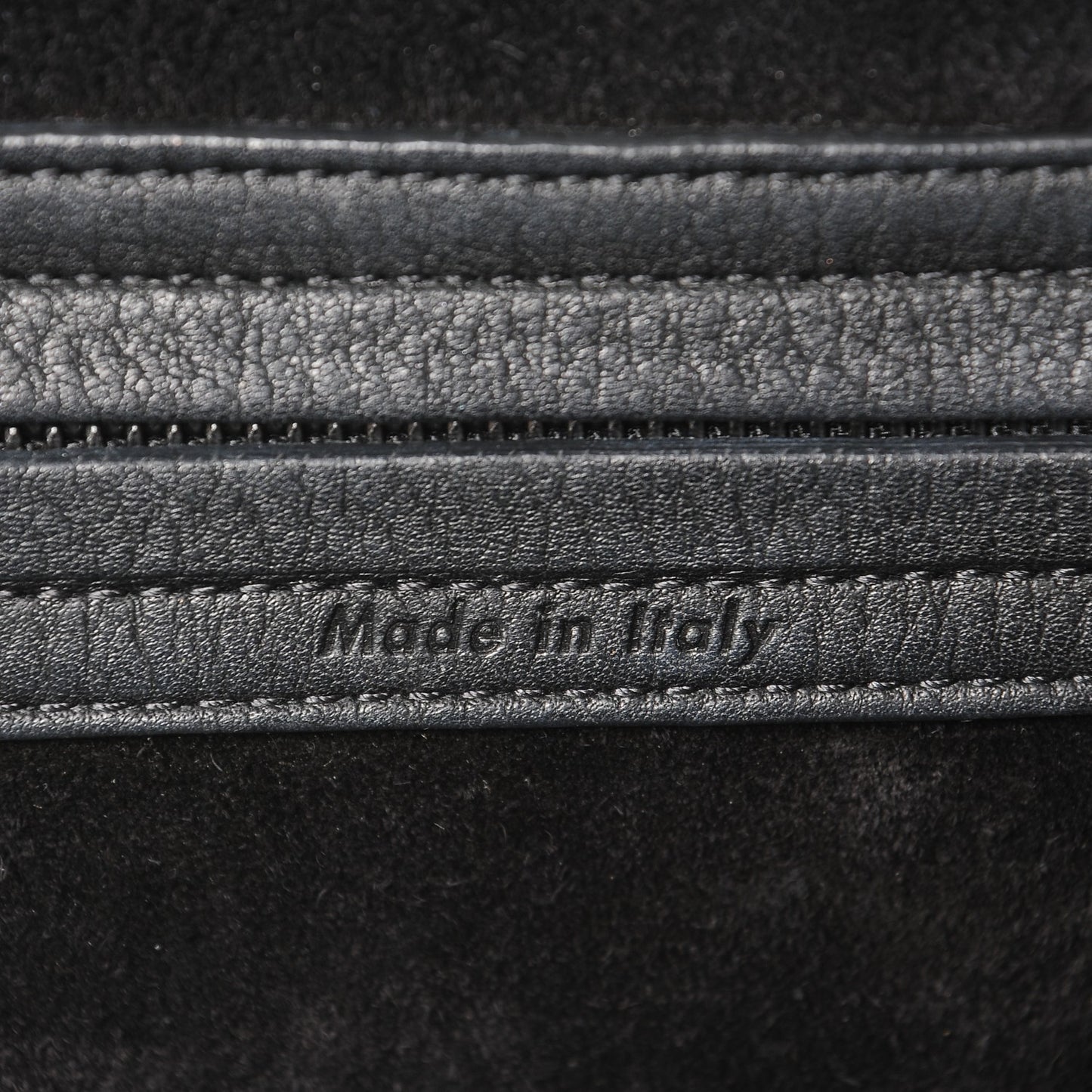 Supple Calfskin Medium Phantom Luggage Black