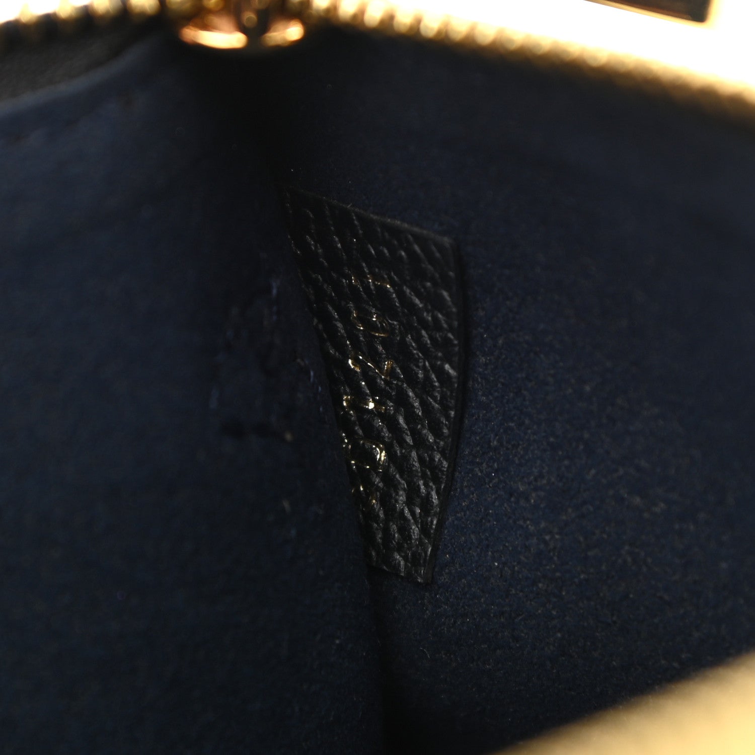 Louis Vuitton Empreinte Monogram Giant Neverfull MM Pochette Black 7 of 9