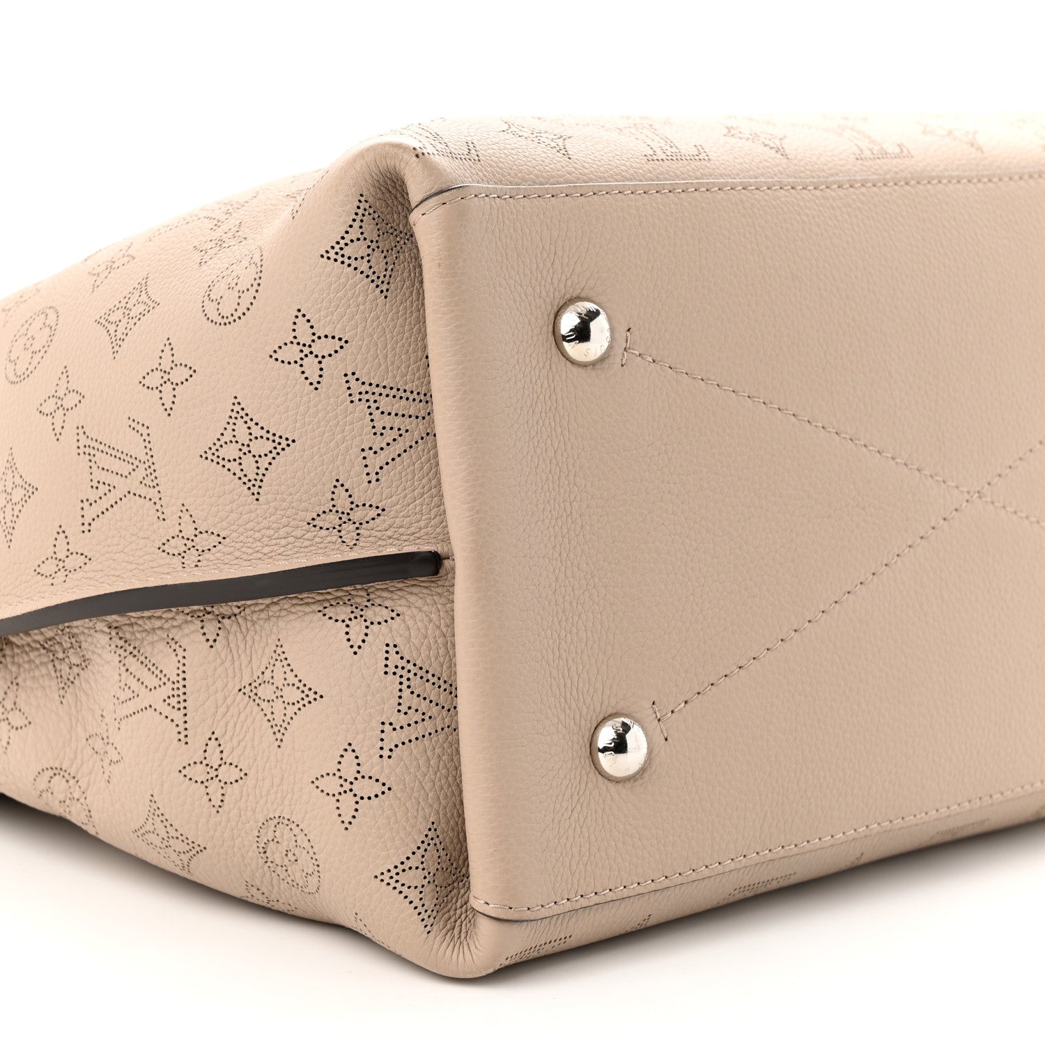 Louis Vuitton Mahina Carmel Hobo Galet 8 of 10