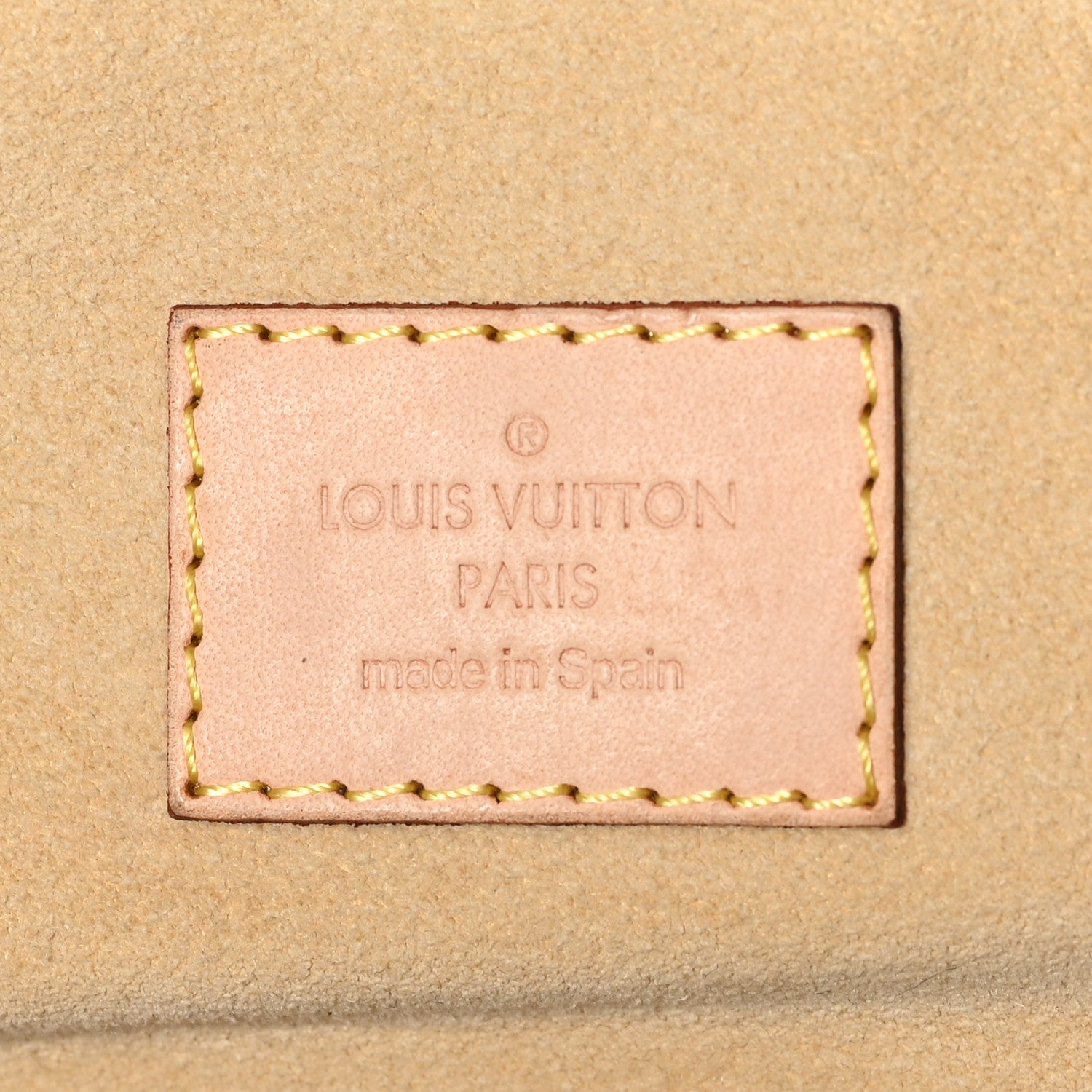 Louis Vuitton Monogram Artsy MM 6 of 9