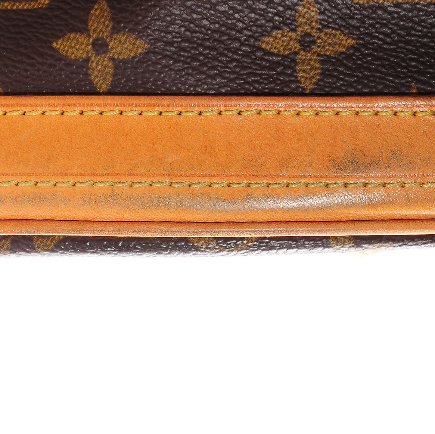 Monogram Petit Bucket 23