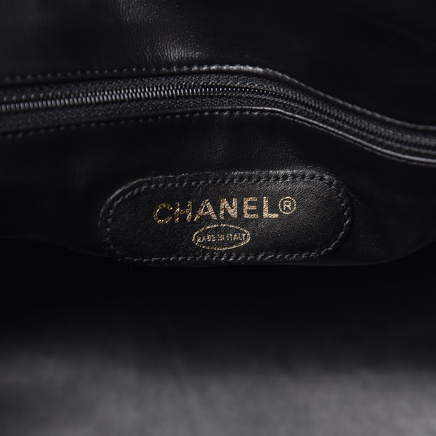 Calfskin Stitched CC Boston Black