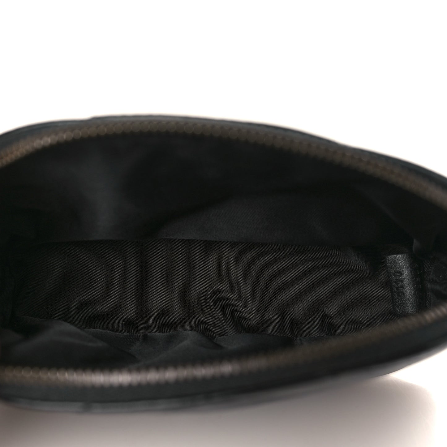 Calfskin Matelasse GG Marmont Pouch Cosmetic Case Black