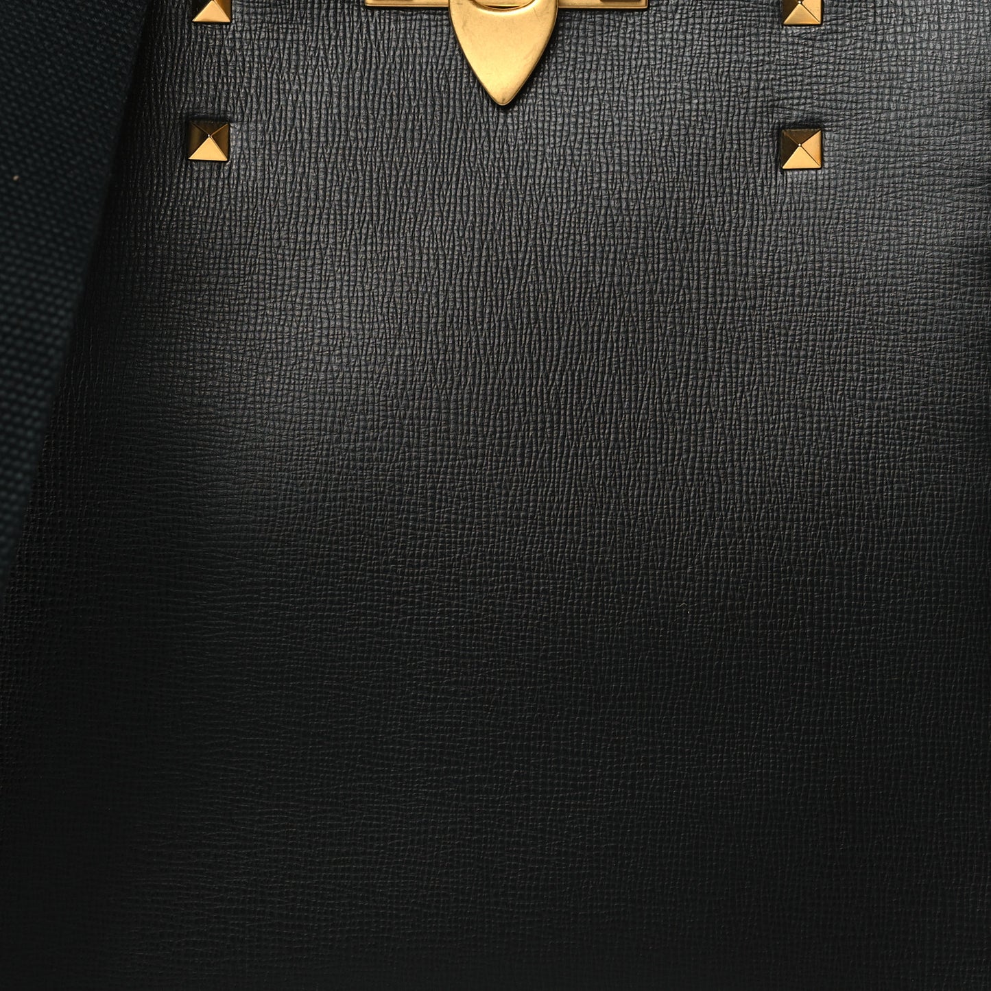 Grainy Calfskin Rockstud Alcove Tote Black