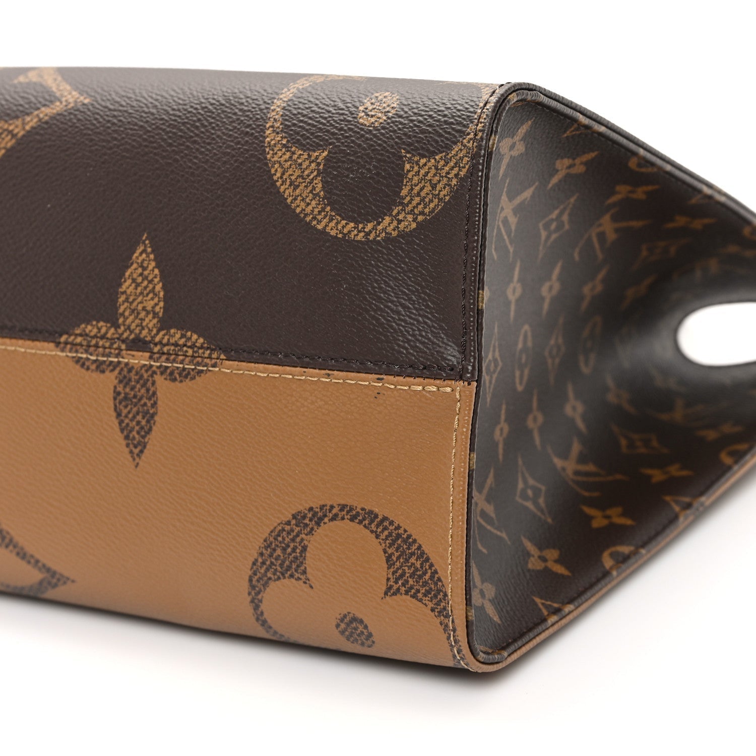 Louis Vuitton Reverse Monogram Giant Onthego MM 7 of 7