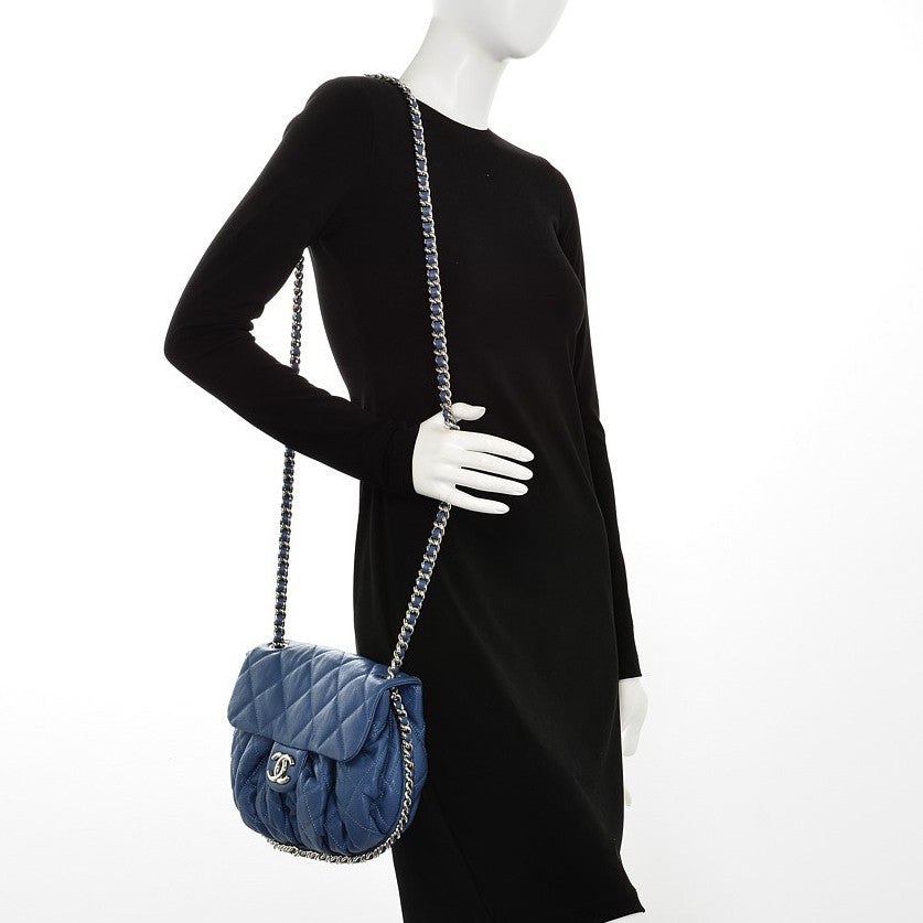 Washed Lambskin Chain Around Medium Messenger Blue