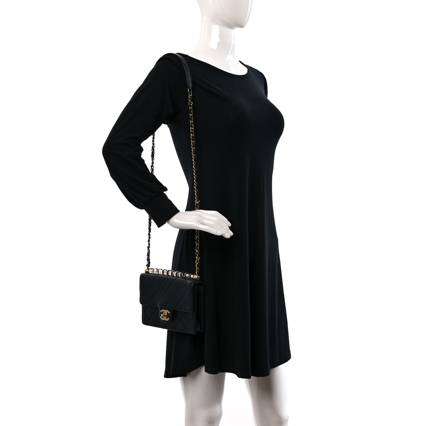 Goatskin Quilted Logo Small Chic Flap Black