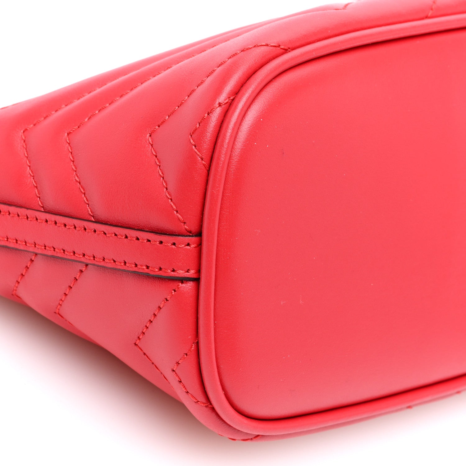 Gucci Calfskin Matelasse Chevron GG Marmont Sling Shoulder Bag Rosso 9 of 10
