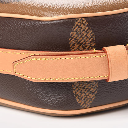 Louis Vuitton Reverse Monogram Giant Boite Chapeau Souple 9 of 10