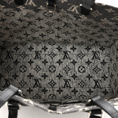 Louis Vuitton Monogram Jacquard Denim Onthego MM Bleu 6 of 10