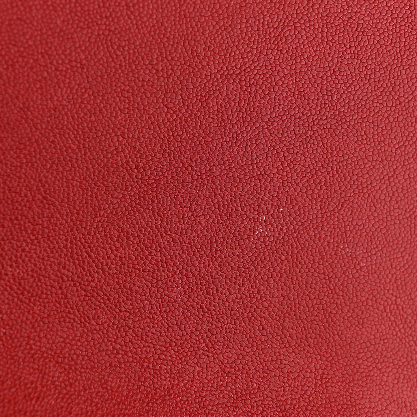 Caviar Quilted Medium Boy Flap Red