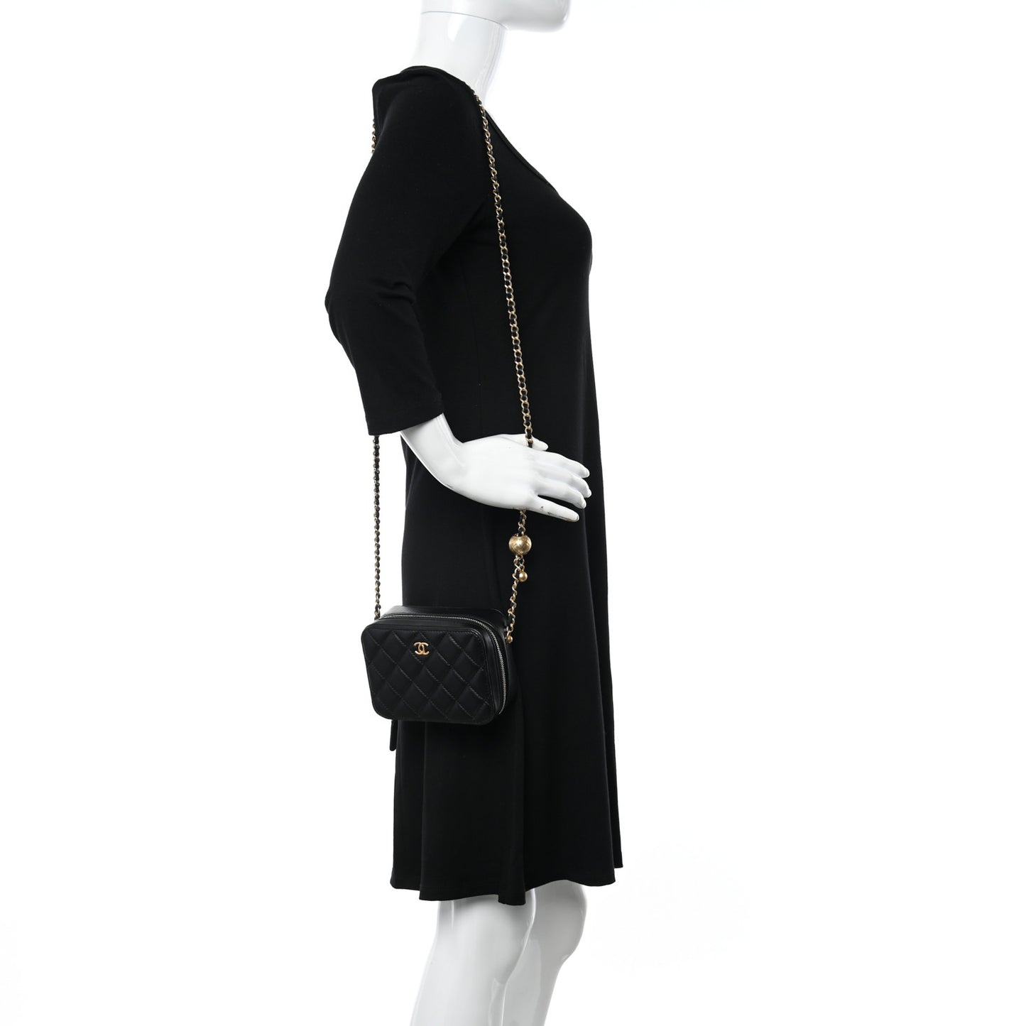 Lambskin Quilted CC Pearl Crush Camera Case Black