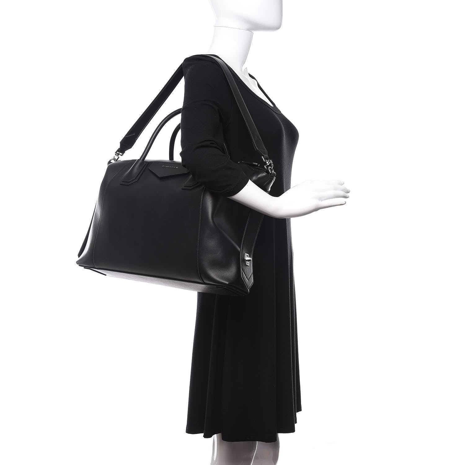 Givenchy Smooth Calfskin Medium Soft Antigona Black 3 of 11
