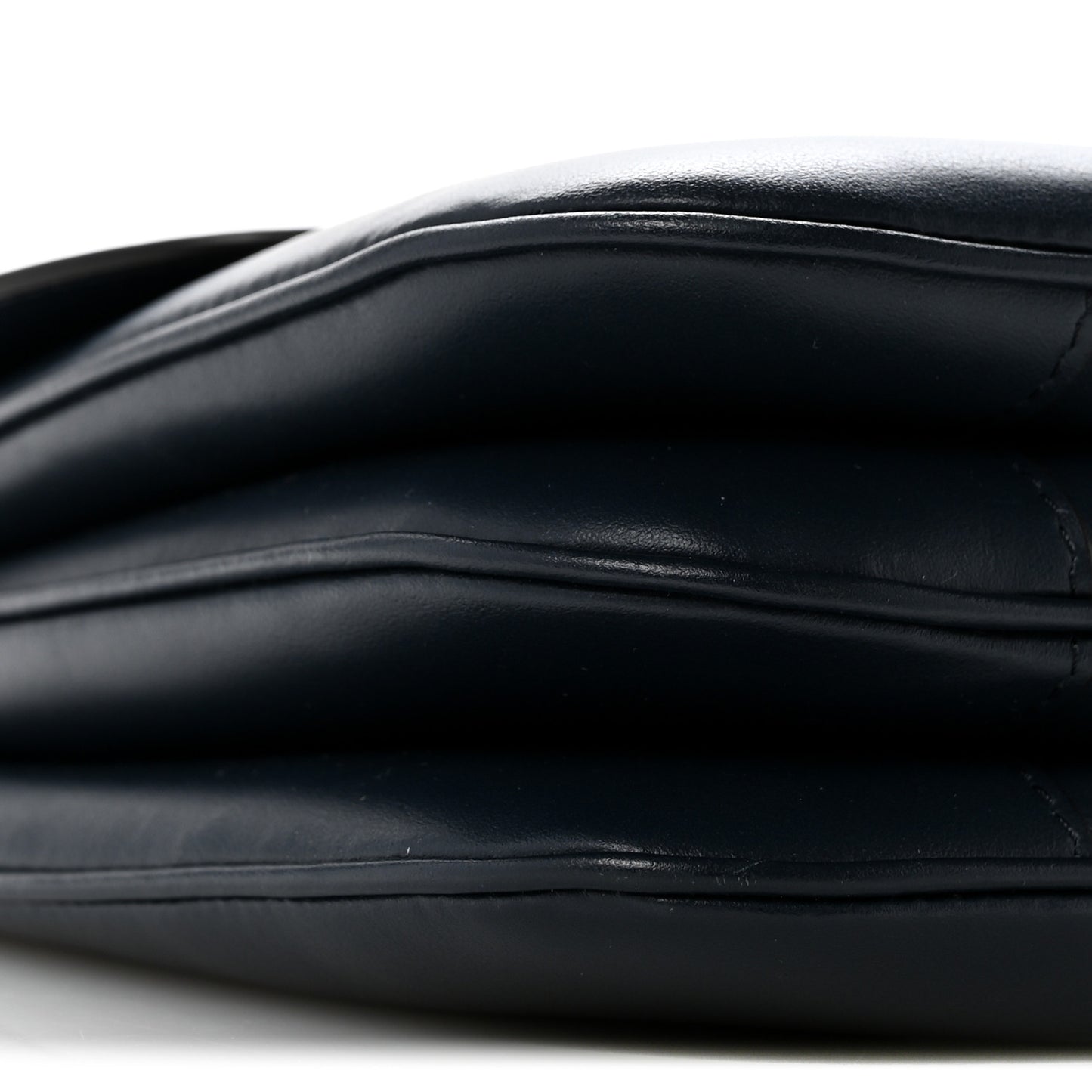 Smooth Calfskin Medium Tabou Navy Blue