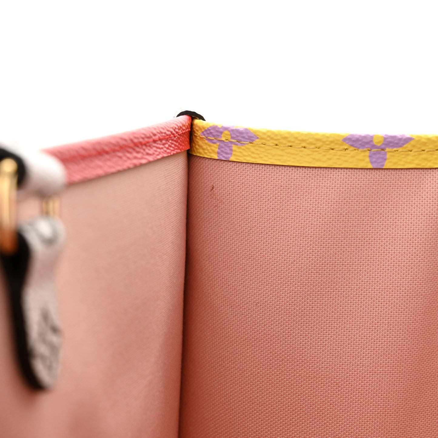 Monogram Giant Onthego Rouge Rose