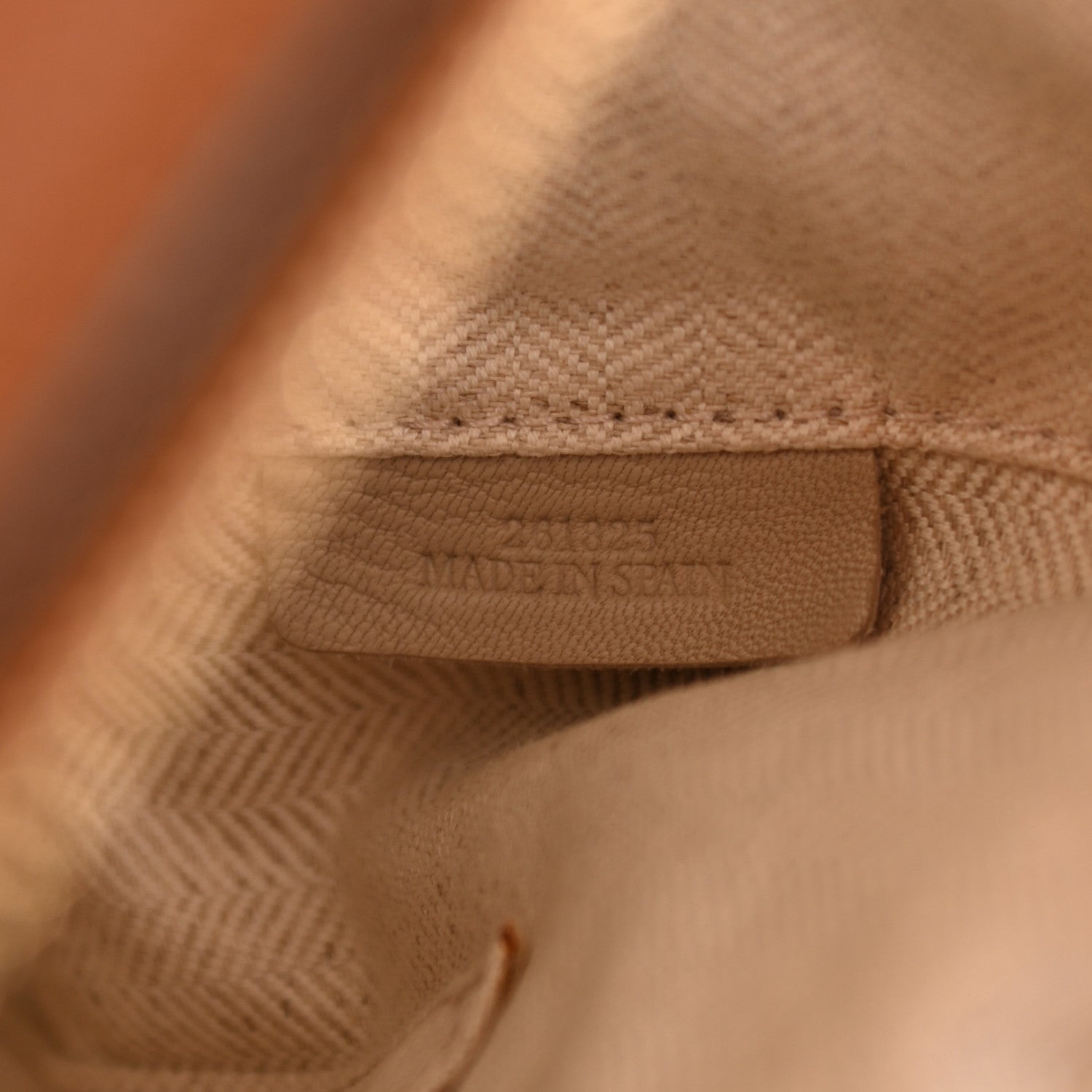 Loewe Calfskin Small Puzzle Bag Light Caramel 7 of 16