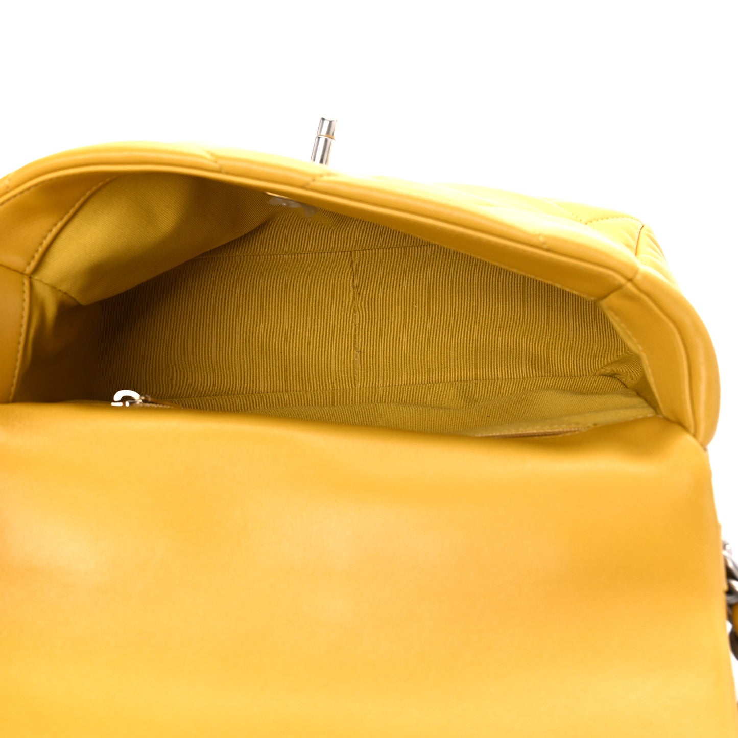 Lambskin Quilted Medium Chanel 19 Flap Yellow