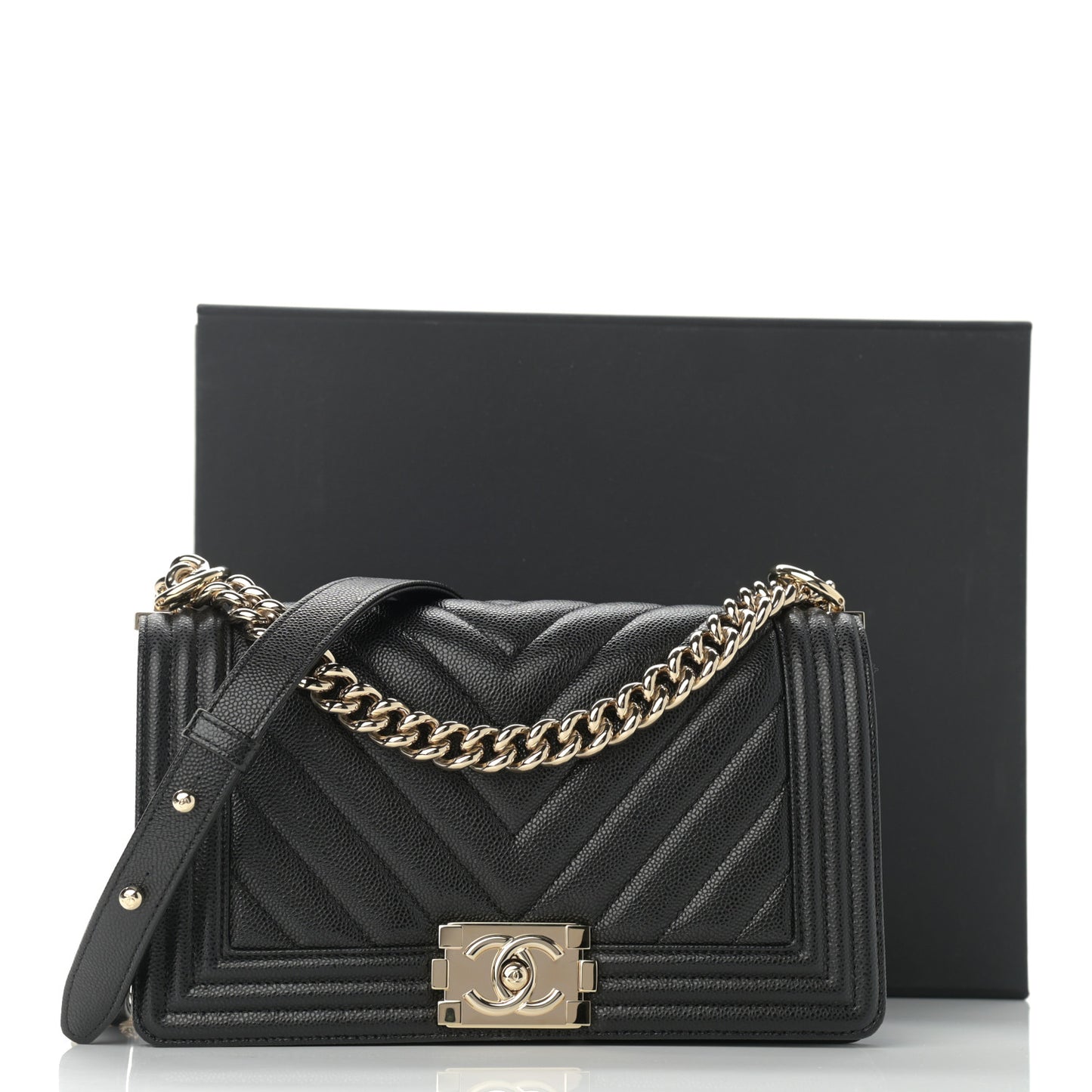 Caviar Chevron Quilted Medium Boy Flap Black