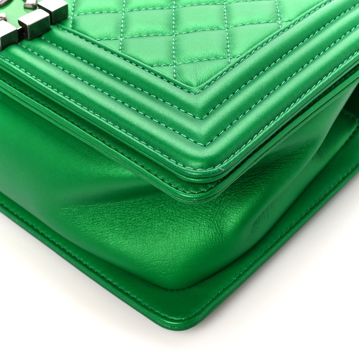 Metallic Calfskin Quilted Medium Boy Flap Green