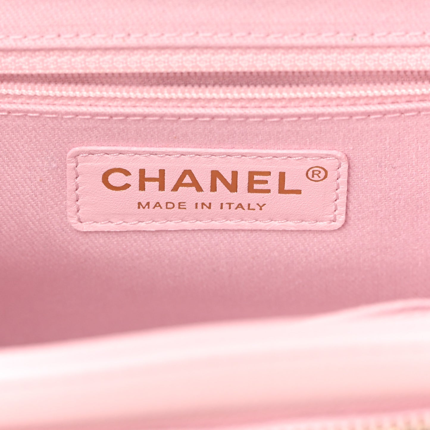 Caviar Quilted Medium Business Affinity Flap Light Pink