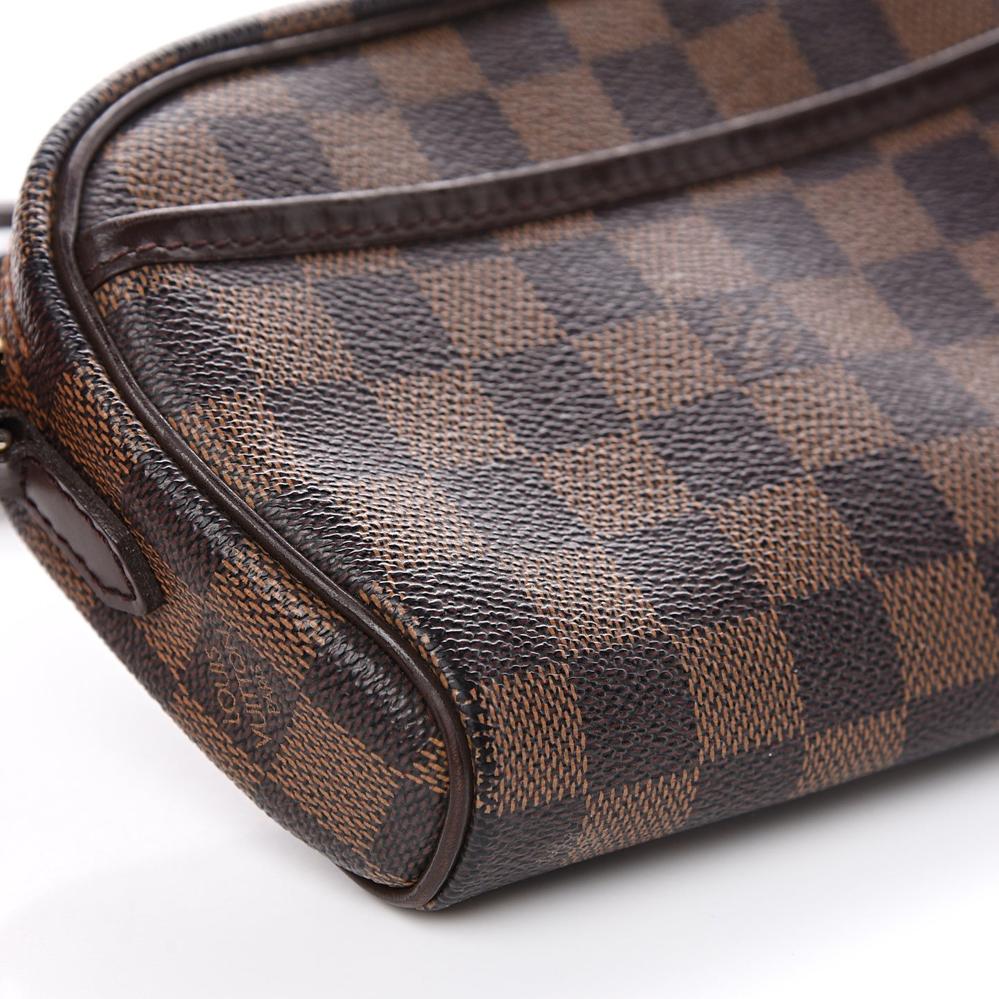 Damier Ebene Pochette Ipanema
