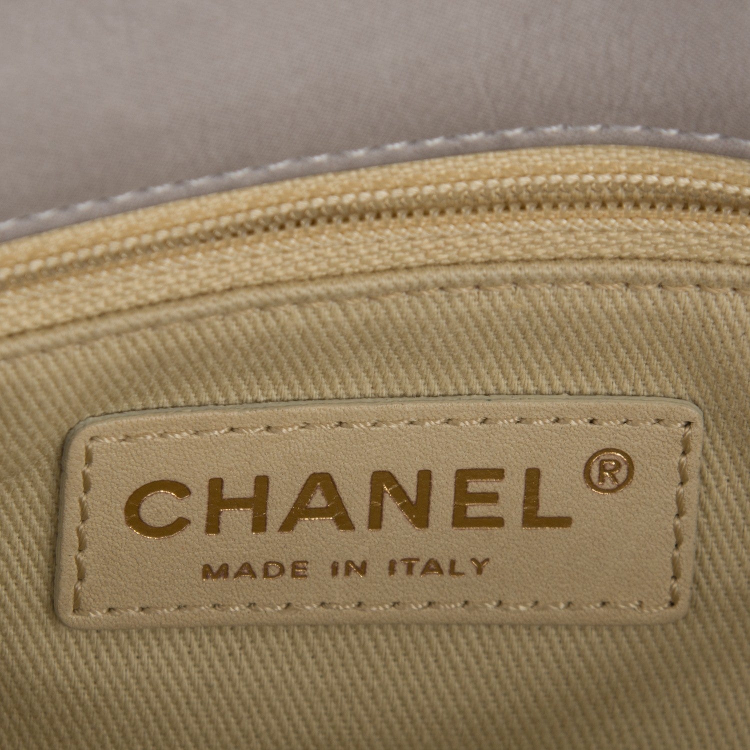 Chanel Iridescent Calfskin Large Chic Quilt Flap Grey 6 of 8
