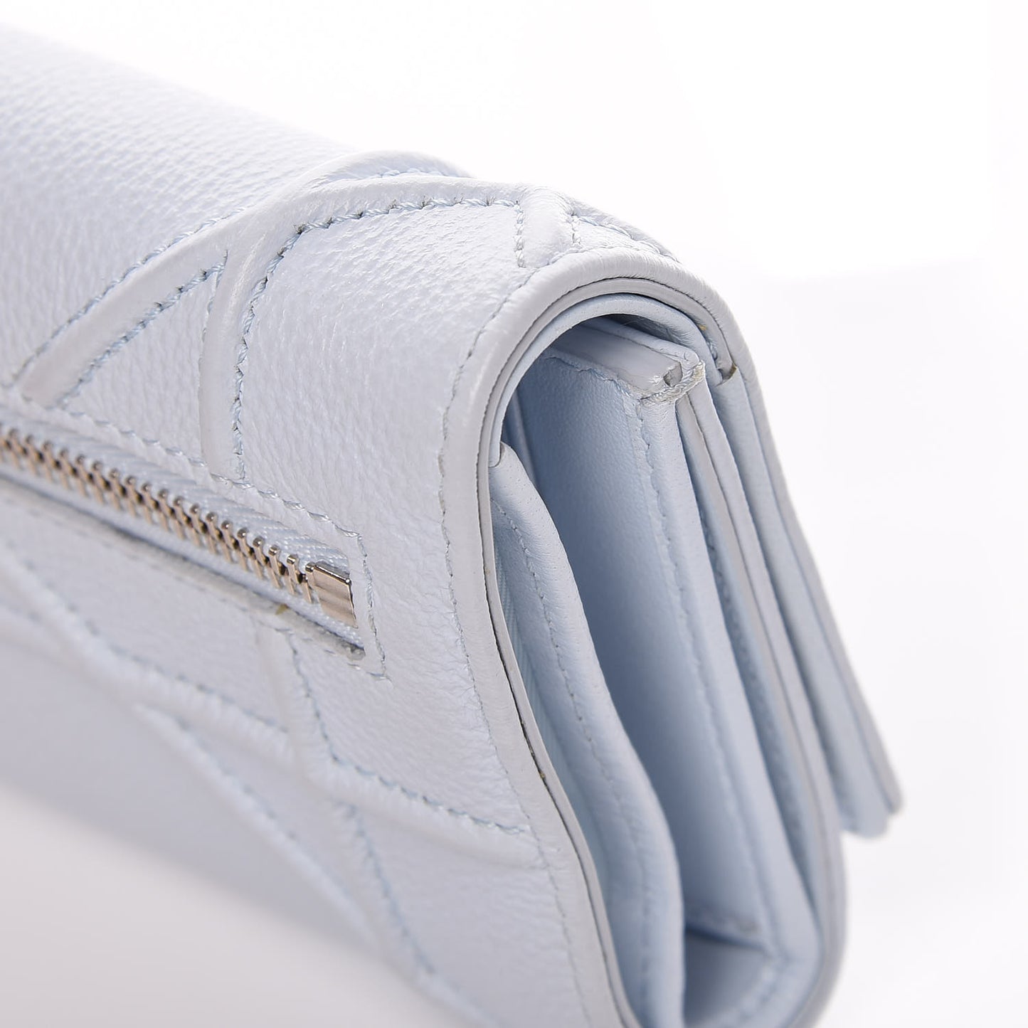 Grained Calfskin Cannage Diorama Elancee Wallet Sky Light
